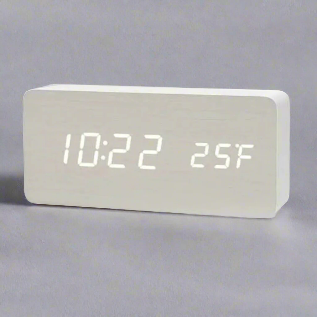 Reloj despertador digital elegante